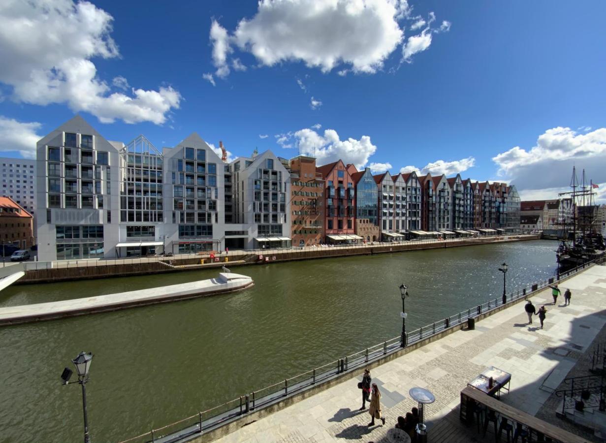 By The River Apartments กดัญสก์ ภายนอก รูปภาพ